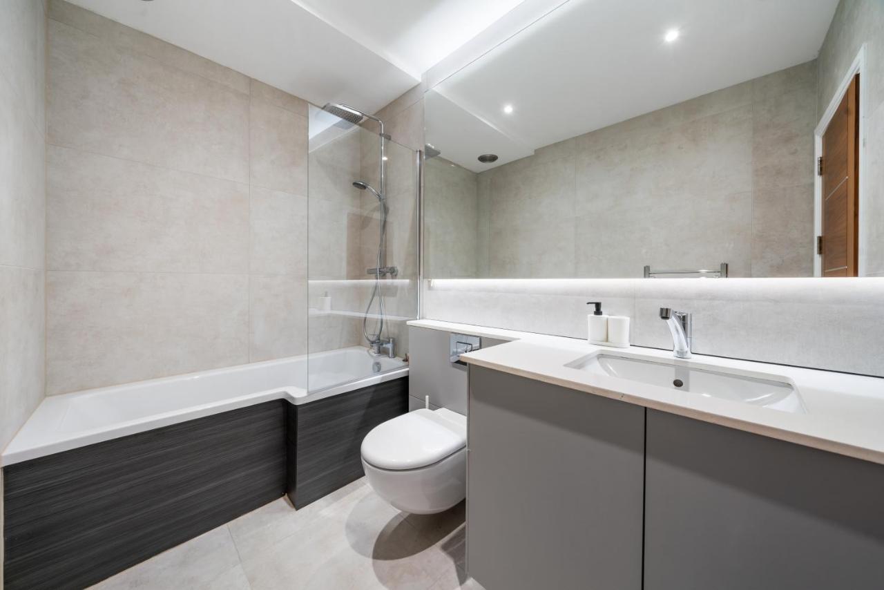 Modern 4 Bedroom Townhouse With Cinema Room In The Heart Of London Se1 Exterior foto